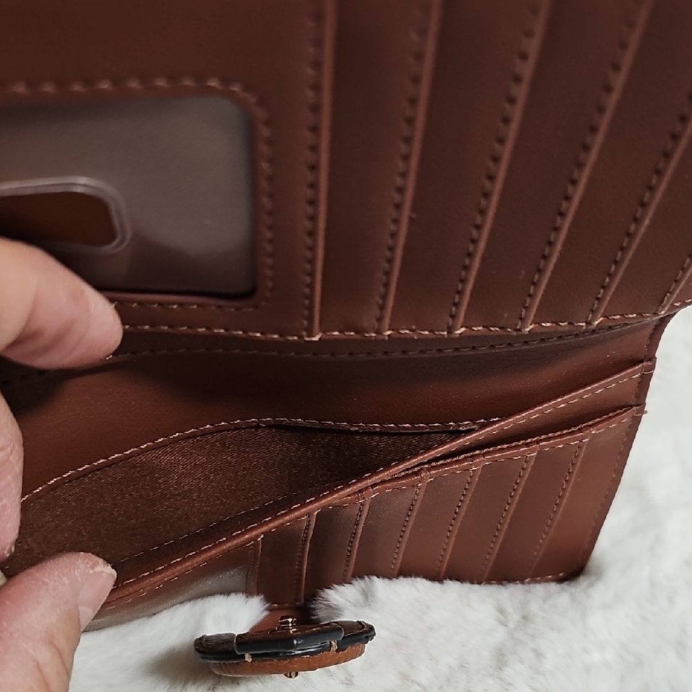 Fossil Harwell Medium Leather Tab Wallet - Picture 9 of 16